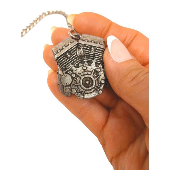 V-Twin Engine Metal Pendent Key Chain Pocket Hook Chunky Motorcycle Punk Gothic - Picture 4 of 10